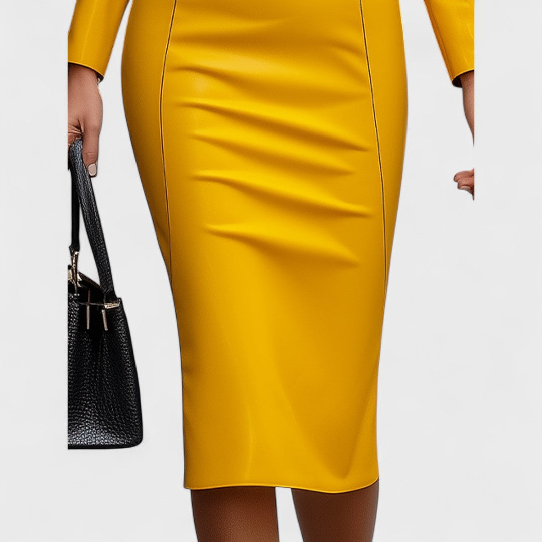 Lada - Uska haljina od umjetne kože