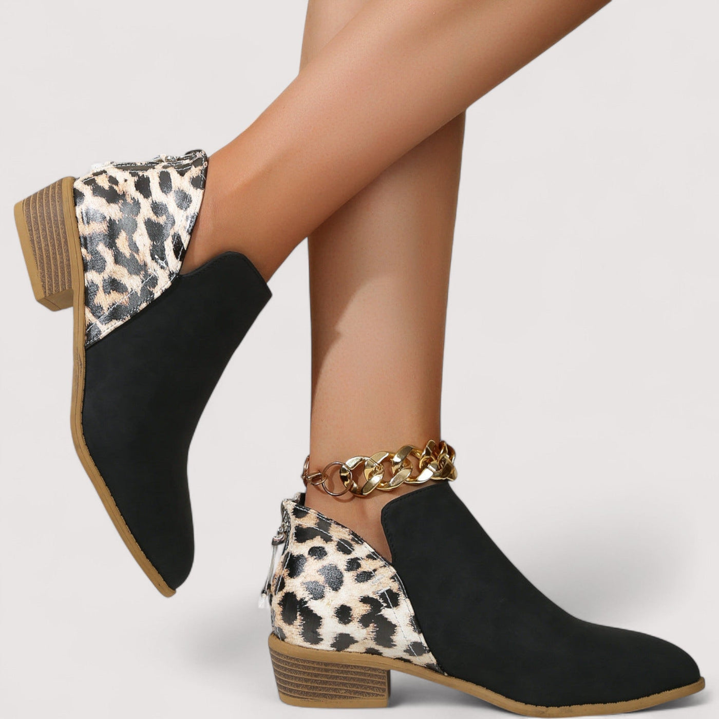 Marija - Leopard gležnjače