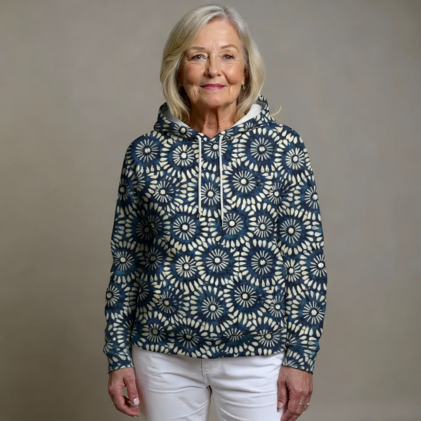 Emma - Klasična majica s kapuljačom